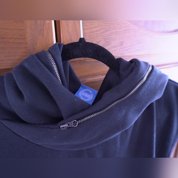 Adidas Berlin Hooded Dress - Picture 5 of 9